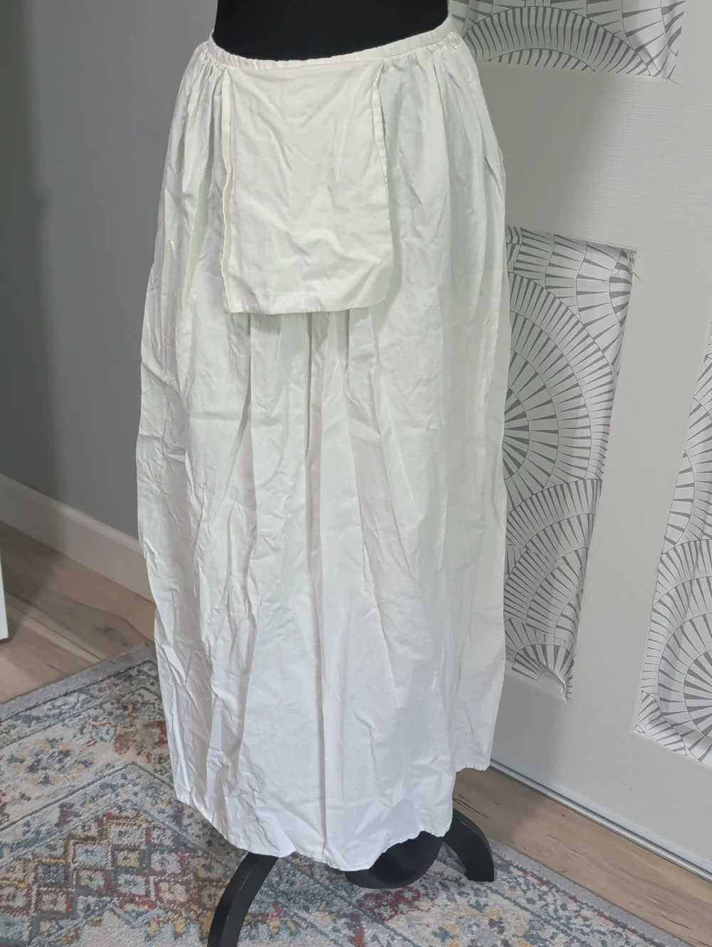 Vintage Women’s White Cotton Full-Length Apron With Pocket